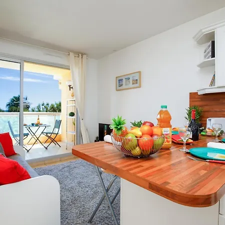 Sea Side Yourhosthelper Cannes