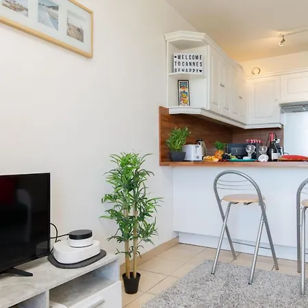 Sea Side Yourhosthelper Apartament *